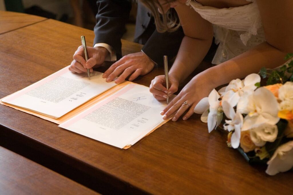 Valider un mariage célébré à l’étranger permet de garantir sa reconnaissance officielle en Algérie